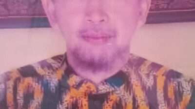 KEHARUSAN MENCINTAI AHLUL BAIT BUKAN SAJA ANJURAN RASULULLAH TAPI LANGSUNG PERINTAH ALLAH SWT